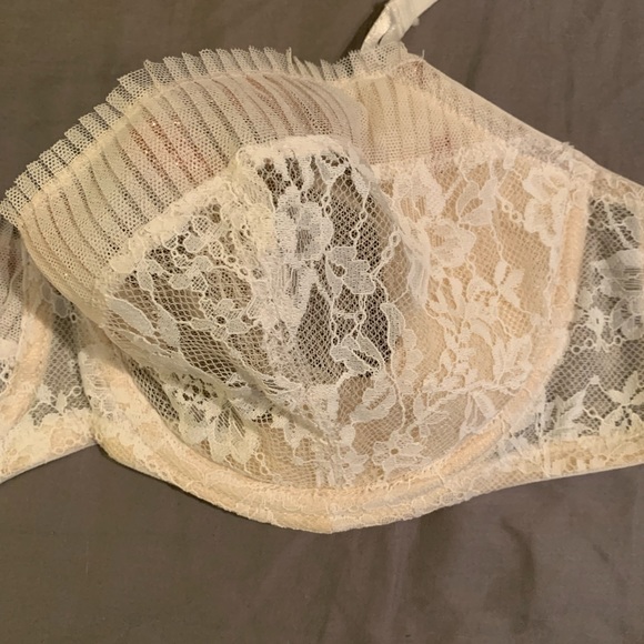 Victoria’s Secret Dream Angels Push Up without Padding Bra Size 32 DDD - Picture 3 of 3